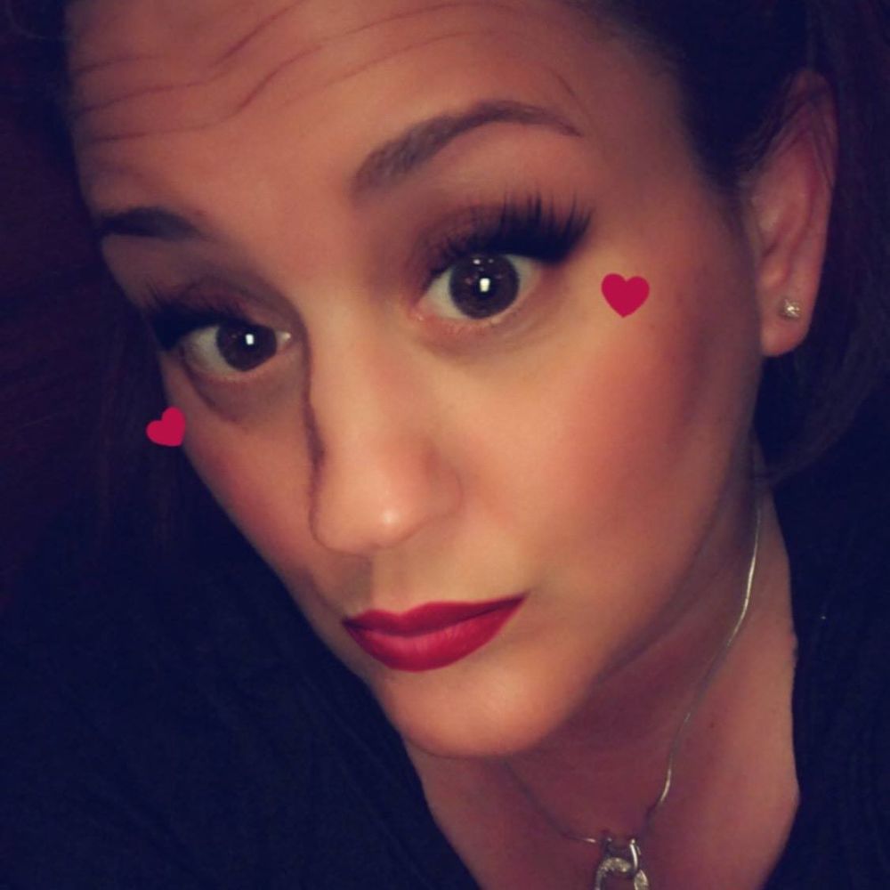 Meet your Posher, Leigha